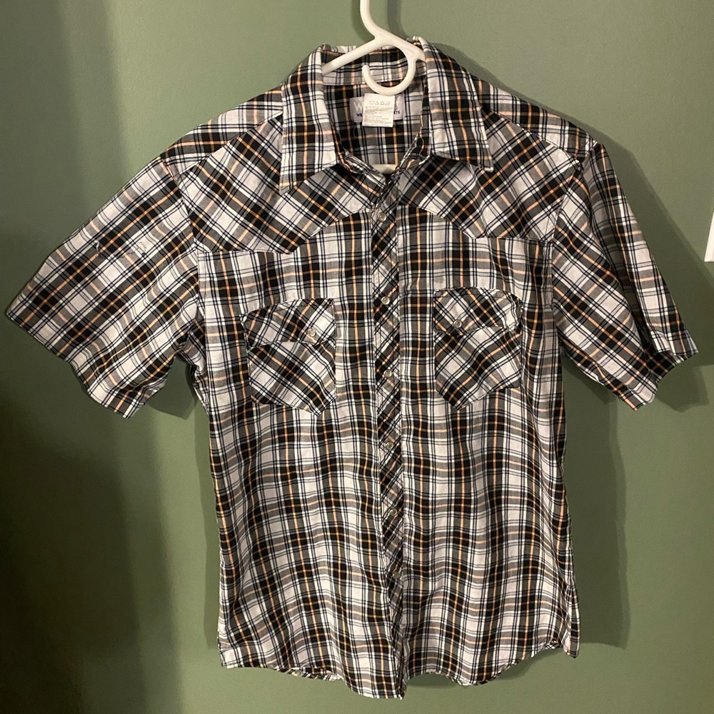 Mens wrangler pearl snap short sleeve button down .